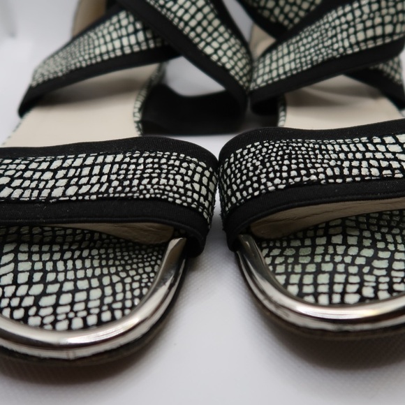 STUART WEITZMAN Speckled Embossed Print Cross Cross Ankle Flats - Picture 5 of 12